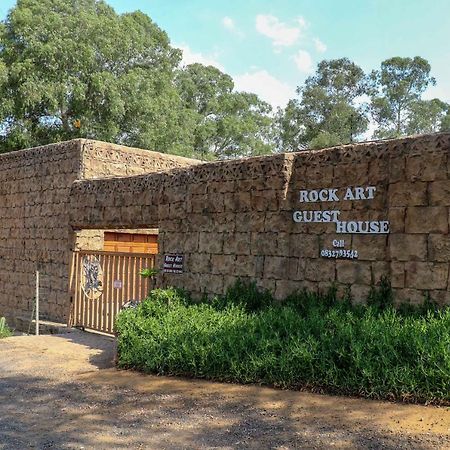 Rock Art Guesthouse Witbank Buitenkant foto