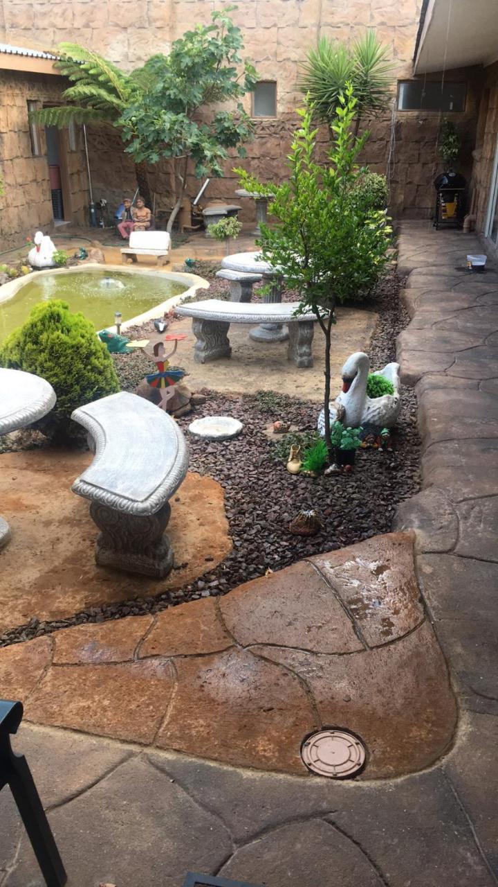 Rock Art Guesthouse Witbank Buitenkant foto