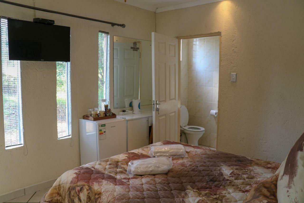 Rock Art Guesthouse Witbank Buitenkant foto