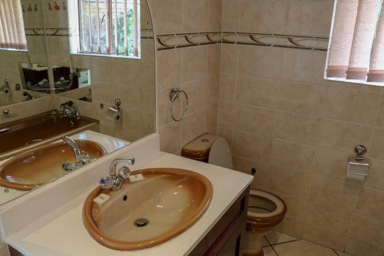 Rock Art Guesthouse Witbank Buitenkant foto