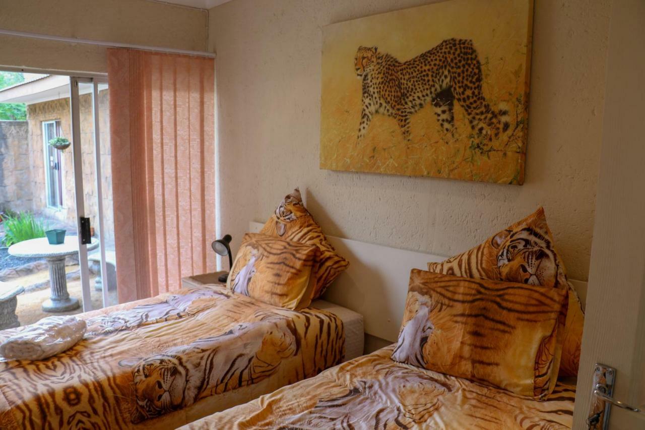 Rock Art Guesthouse Witbank Buitenkant foto