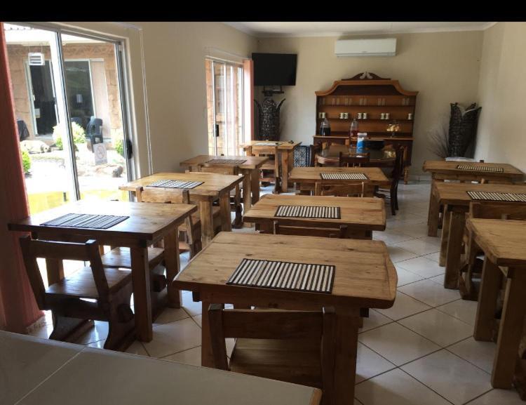 Rock Art Guesthouse Witbank Buitenkant foto